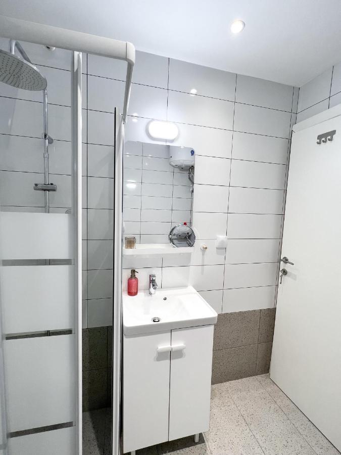 Comfy 2 Bdr Apt In Petralona - Next To Metro 雅典 外观 照片